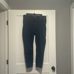 Women’s Ava & Viv denim jeans stretchable